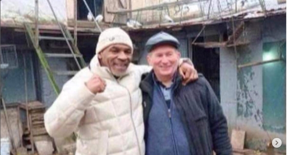 Egy lengyel faluban vásárolt 100 postagalambot Mike Tyson szenvedélyes galambtartó, korábbi nehézsúlyú bokszoló