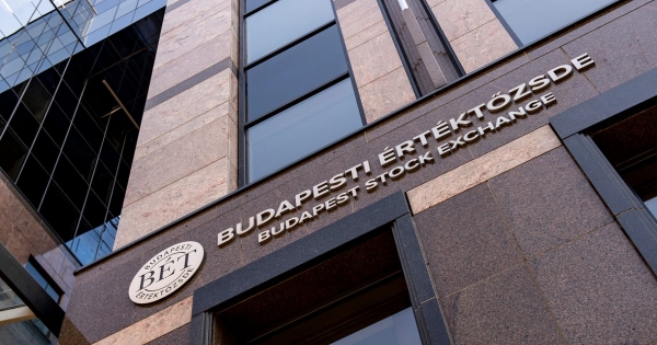 A varsói gyors befutott, Budapest is nagy lendületet vehet