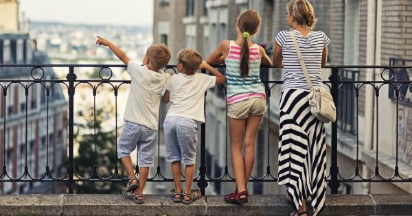 Hasznos és gyakorlati információkat ad a NAV a háromgyermekes anyák adókedvezményének érvényesítéséhez