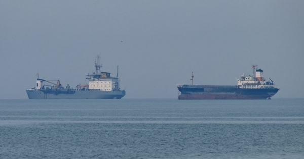 Két szupertanker is visszafordult a Hormuzi-szorosnál az amerikai bombázások után