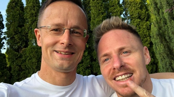 370 millióért vette meg a győri egyetem Dzsudzsákék cégeit, Szijjártó ott ült a kuratóriumban