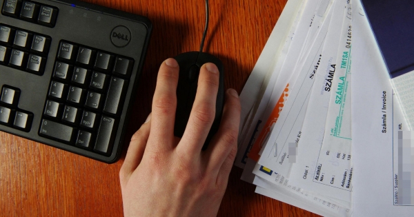 Katások nyugdíja: arányosan csökkentett a szolgálati idő a jogosultság és az összeg megállapításakor is