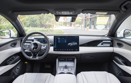 Hogy akarják lenyomni a kínai elektromosautó-gyárak a Teslát és az európai vetélytársakat?