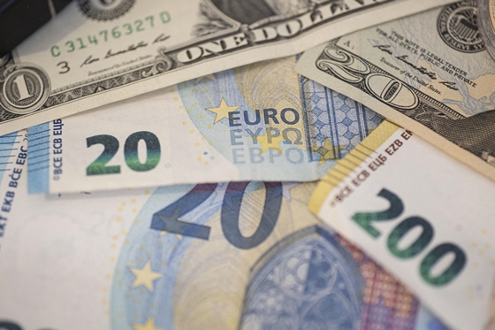 Euróban adja meg az árait februárban egy budapesti szépségszalon