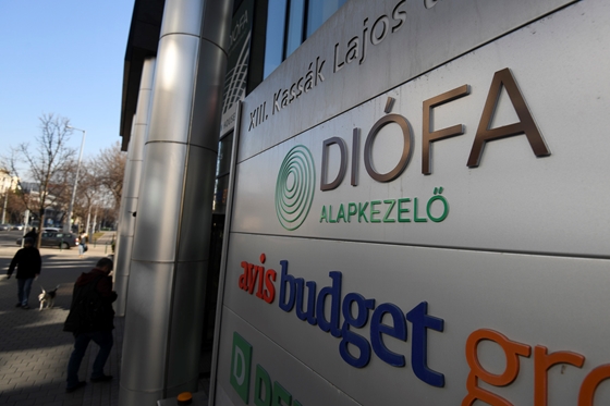 Tiborcz bankja felfalta Tiborcz alapkezelőjét