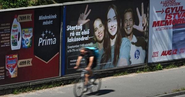 Áttört a gát: megjelentek a bankokban azok, akik eddig esélyt sem kaptak