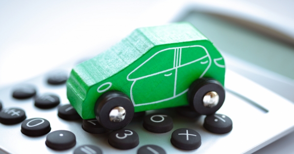 Egyéni vállalkozó: számlázás alanyi adómentesként, költségelszámolás