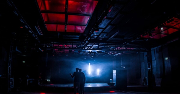 A Turbina tulajdonosa perelhet a klub bezárása miatt, szerinte a folyamatos razziázás a választási kampány része