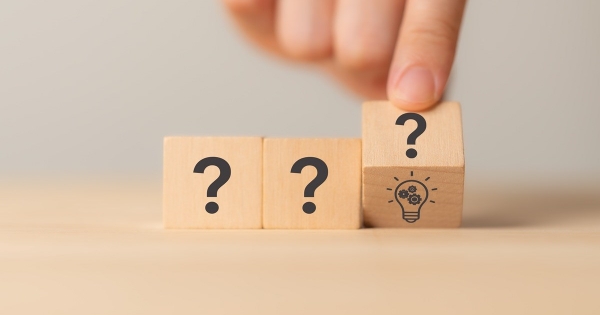 A nap kérdése: munkaviszony megszűnése után váltás szünetelésből főállású egyéni vállalkozásra – milyen hátránnyal jár egy nap munkaviszony nélküli szünetelés?