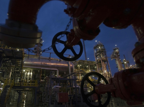 Óriásit zuhant a Mol pénzügyi eredménye