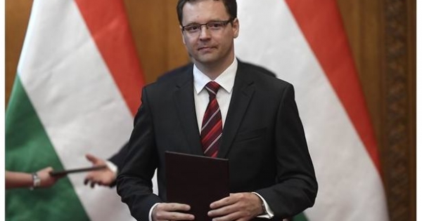 Kinevezték a NAV élére Tállai utódját