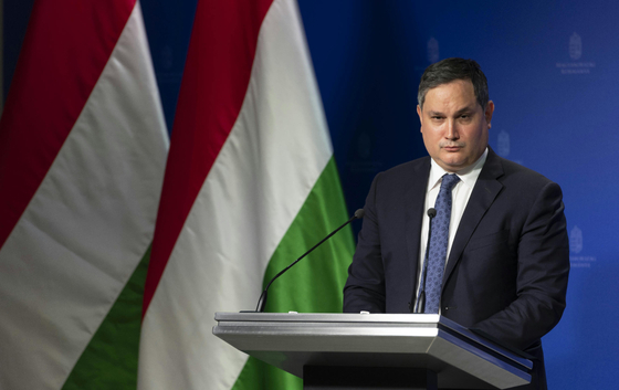 Nagy Márton: A kormányzati beavatkozás sikeres volt, rend van, de ezután is kéthetente megnézik, olcsó-e a benzin