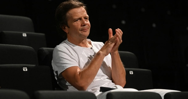 A kormány nemcsak pofon vágja, de arcon is köpi a színházakat a mostani támogatásokkal