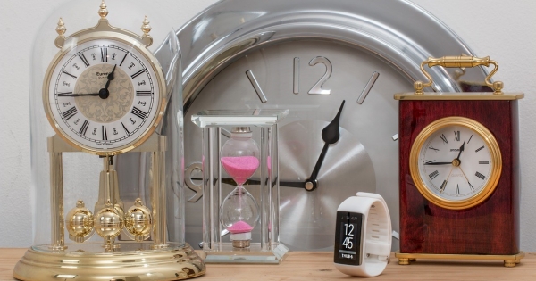 A nap kérdése: egyenlőtlen-munkabeosztású, munkaidőkeretben dolgozó munkavállalónál hogy számoljuk a pótlékokat? Példákkal