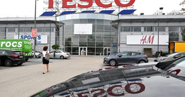 Veszélyes anyagot találtak egy tescós kenyérsütő formában