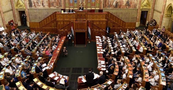 Megjött az új adócsomag, sokan örülhetnek!