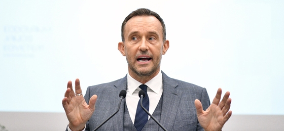 Gattyán egymilliárdért indít vállalkozói akadémiát, Tibi atya és Bojár Gábor is előad majd