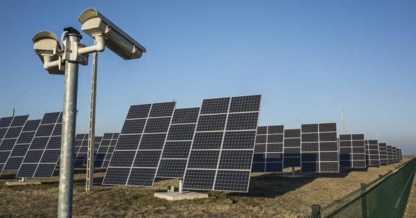 A kormány komoly adókönnyítést adott a NER napelemlovagjainak