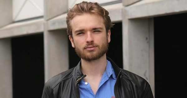 Elindította első saját vállalkozását Hernádi Zsolt építész fia