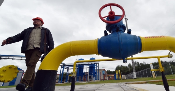 Gázmaffia: Mélyszegénységben élők 50 ezer forintért adták az adataikat, 67 milliárd forint áfát csalhatott el a bűnszervezet