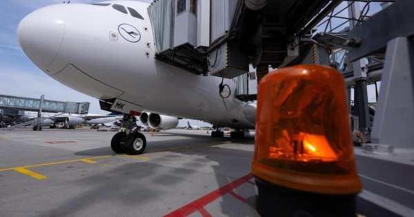 Sztrájkol a Lufthansa közel ötezer pilótája, a legtöbb járatot törölték