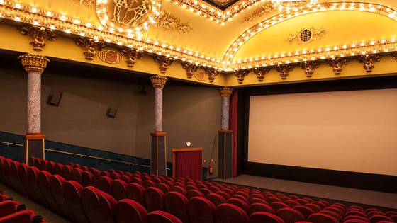 Bezár a Puskin mozi kávézója