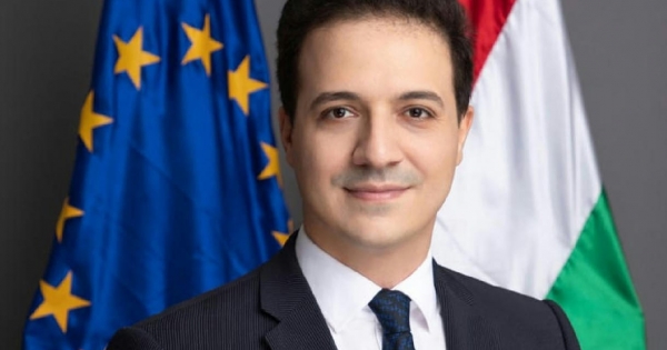 Volt diplomata építi gőzerővel az utat a Magyarországra betelepülő kínai cégeknek