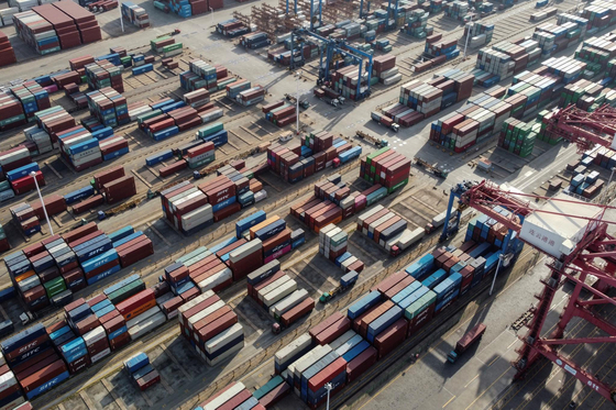 Nem 187, hanem 470 millió euróval romlott szeptemberben a külkereskedelmi egyenlegünk