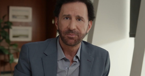 A magyar származású kozmetikumgyártó üzletember már nagyon bánja, hogy jóban volt Epsteinnel