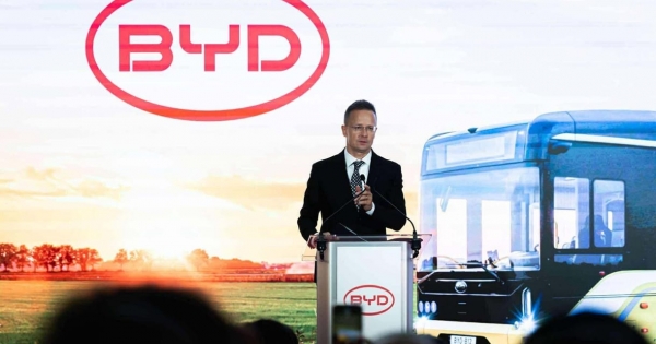 A BYD budapesti központjának dolgozóit is meglepte Szijjártó kinevezése