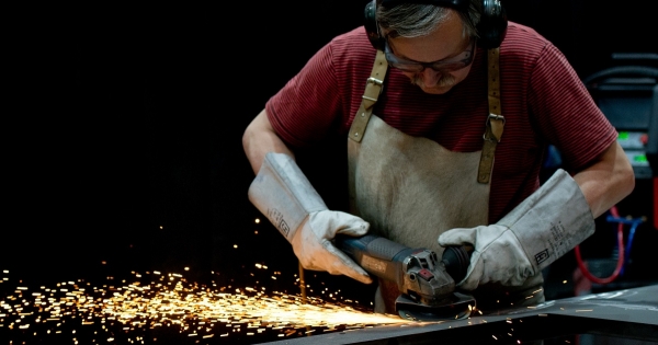 Mikor folytat kiegészítő tevékenységet a vállalkozó?