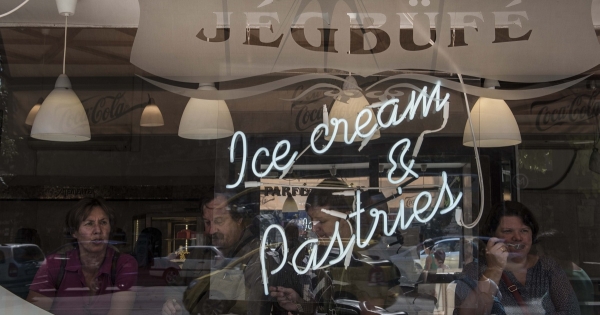 Vendéglátás: képesítési követelmények és minimálbér