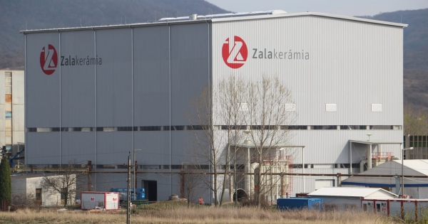 Mégis újjáélesztik a Zalakerámiát, egy magyar milliárdos a megmentő