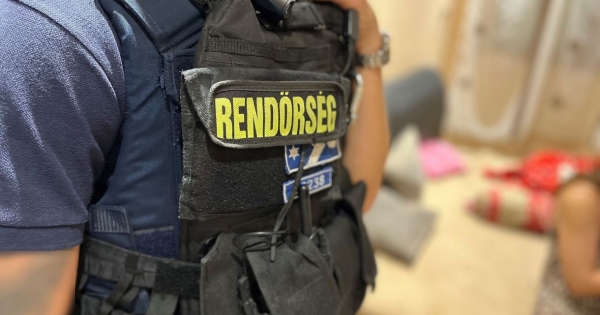 Ingatlanvevőket átverő bűnszervezetet kapcsolt le a rendőrség