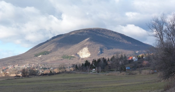 Vésztő után most a Pilisben vetné meg a lábát egy akkuhulladékos cég, két tüntetést is szerveznek ellene