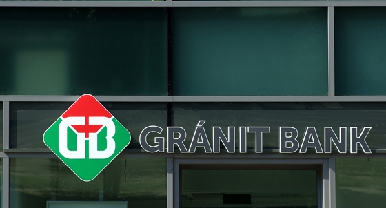Kétmilliárd forintos tőkeemelést hajtottak végre a Tiborcz-érdekeltség Gránit Banknál