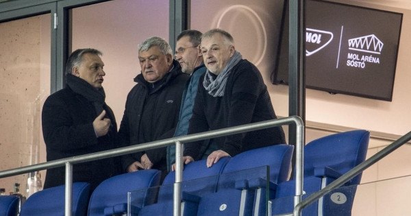 Miközben a kormány focipályákba ölte a pénzt, a magyarok egy másik sportra pörögtek rá