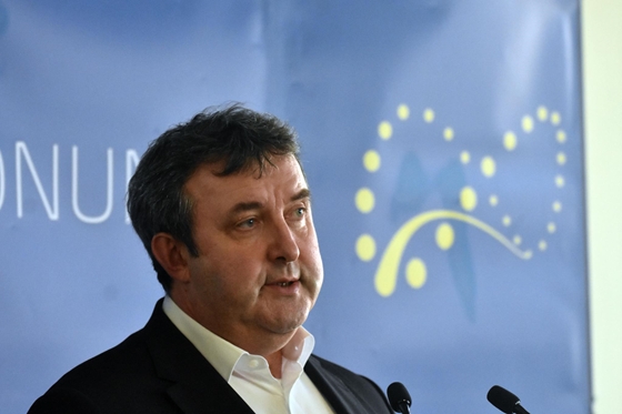 Palkovics a gázkészletről: Amennyiben a helyzet nem változik, a tél kezelhető lesz