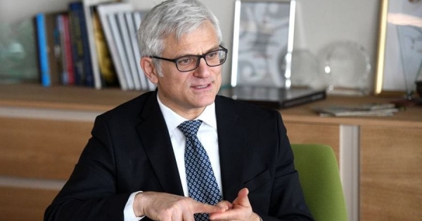 Erste-vezér az adóduplázásról: Mindenkinek újra kell gondolnia, mennyire stabilan lehet tervezni Magyarországon