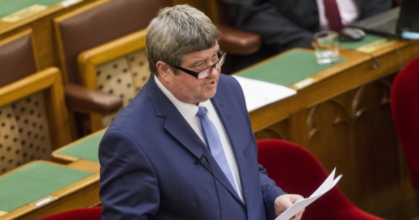 Holnaptól bekeményít a NAV, indul az online csodafegyver