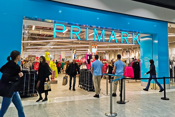 Hiába a várakozás, csak 2024-ben nyit meg az első Primark Magyarországon