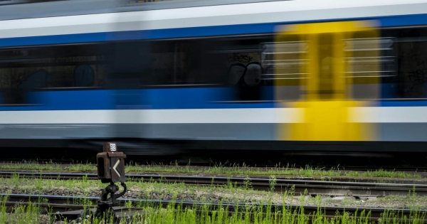 Újabb vasútfejlesztést jelentett be Vitézy, 160-as sebességűre gyorsítják a győri vonal egy fontos szakaszát