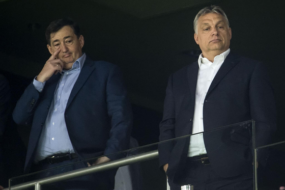 Már utazási irodája is van Mészáros Lőrincéknek