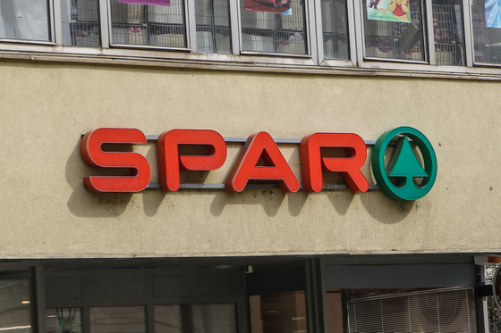 Rápillantott a SPAR gazdálkodására a Nézőpont, és Rogán Antal is büszke lenne arra, amire jutottak