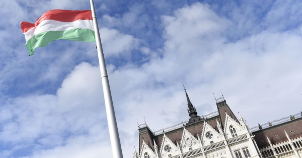 Változnának a szabadság és a felmentés szabályai a közszféra egy részében