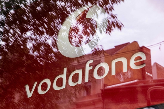 Telex: Kínai bankok is adtak hitelt a Vodafone felvásárlásához