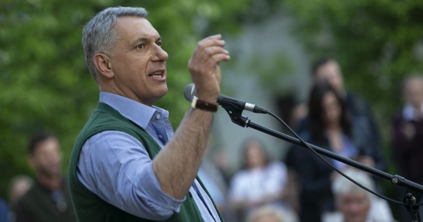 Jogerős az ítélet, ki kell adni Lázár kastélyprivatizációjának dokumentumait