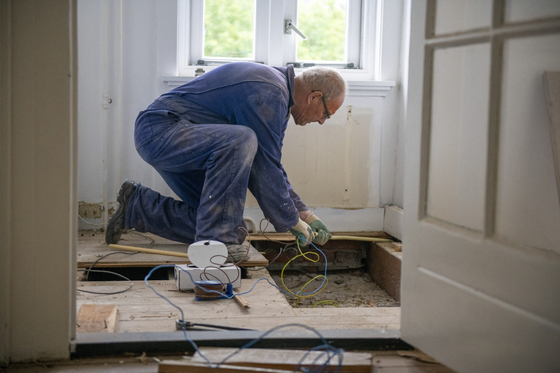 Munka közben betörte az ablakot a szaki? A hónap közepétől már biztosítással kell fizetnie érte