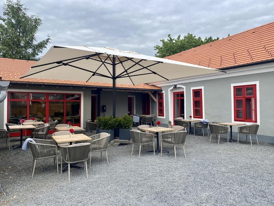 Tavaly bezárt, idén már az épületét is eladnák a Balaton egyik legnépszerűbb pékségének