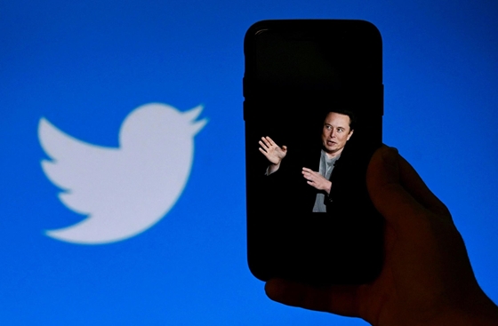 Meggyűlhet a baja Elon Musknak az EU-val is a Twitter miatt